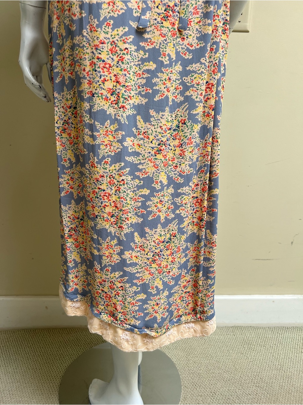 April Cornell Floral Dress - Picture 10 of 12